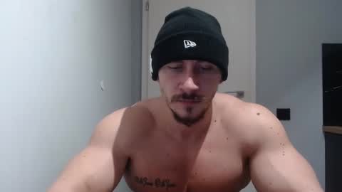  ------- SEX SHOW WITH GUYS AND GIRLS  MUSCLE SHOW online show from January 16, 2025, 7:10 pm