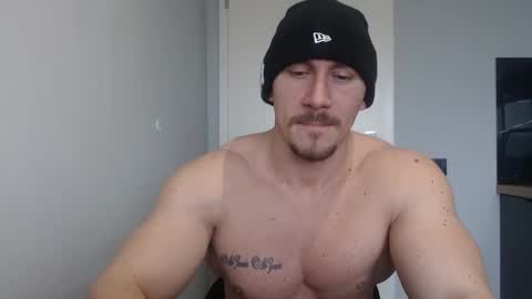  ------- SEX SHOW WITH GUYS AND GIRLS  MUSCLE SHOW online show from February 17, 2025, 9:56 am