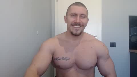  ------- SEX SHOW WITH GUYS AND GIRLS  MUSCLE SHOW online show from February 24, 2025, 11:21 am