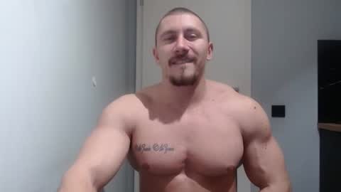  ------- SEX SHOW WITH GUYS AND GIRLS  MUSCLE SHOW online show from March 3, 2025, 11:14 pm