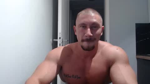  ------- SEX SHOW WITH GUYS AND GIRLS  MUSCLE SHOW online show from September 9, 2025, 3:55 pm