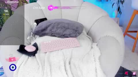 Angel online show from March 11, 2025, 5:02 pm