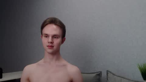 Angel online show from January 18, 2025, 8:40 pm