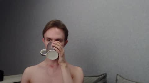 Angel online show from January 25, 2025, 3:09 pm