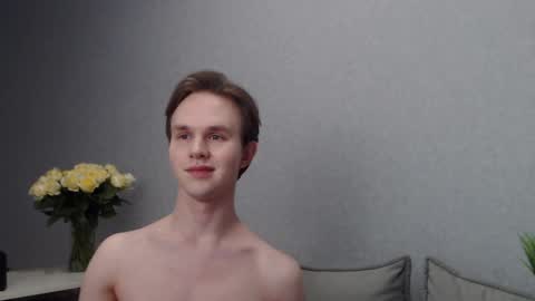 Angel online show from February 15, 2025, 8:54 pm