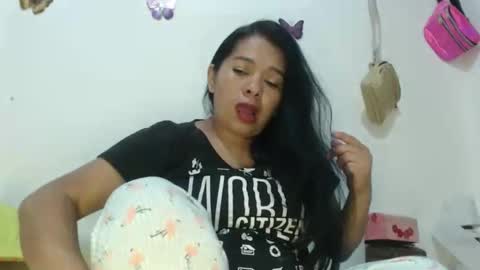 rebeca online show from April 28, 2026, 12:20 am