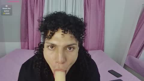 angelwhitte online show from November 14, 2025, 8:29 pm