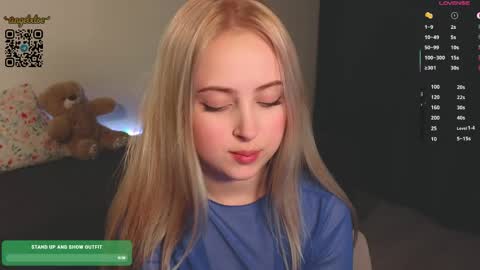 Snapshot of angelxloe chatting on May 13, 2026, 12:19 am Im Chloe i do FLASH BOOBS for new fan club online show from May 13, 2026, 12:19 am