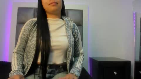 angely_js online show from October 30, 2025, 12:39 pm