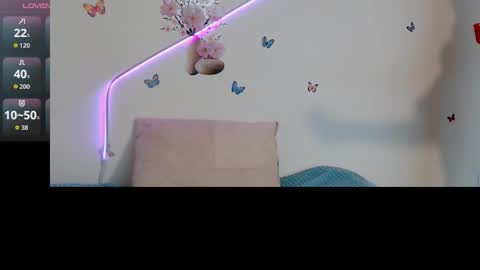 Angelyxs online show from November 1, 2025, 8:22 pm