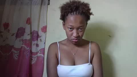 Snapshot of angevannessa chatting on September 17, 2025, 3:08 am ange online show from September 17, 2025, 3:08 am