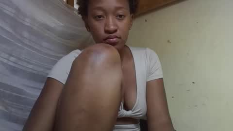 Snapshot of angevannessa chatting on October 15, 2025, 7:30 am ange online show from October 15, 2025, 7:30 am