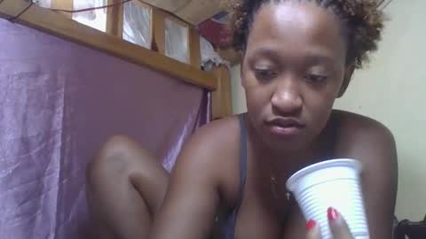 Snapshot of angevannessa chatting on October 29, 2025, 6:20 pm ange online show from October 29, 2025, 6:20 pm