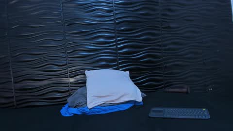 anggie online show from March 9, 2026, 10:58 pm