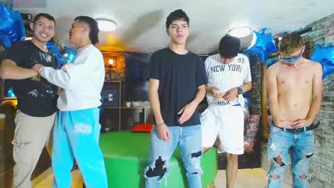 anghelytos online show from December 8, 2024, 6:39 pm