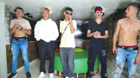 anghelytos online show from January 7, 2025, 6:35 pm