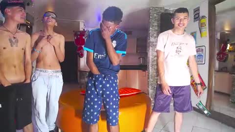 anghelytos online show from February 28, 2025, 6:20 pm