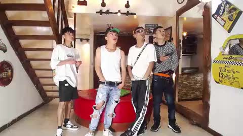 anghelytos online show from March 9, 2025, 6:32 pm