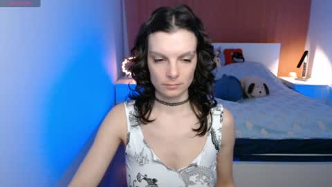 angie_faee online show from January 4, 2025, 6:09 pm