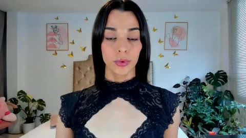 Snapshot of angie_modelo chatting on June 25, 2026, 8:13 pm Anabella online show from June 25, 2026, 8:13 pm
