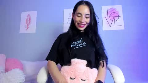 Snapshot of angiiebylpz chatting on February 26, 2026, 1:48 am violeth lopez online show from February 26, 2026, 1:48 am