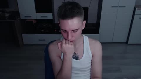 vodka online show from October 22, 2025, 5:19 am