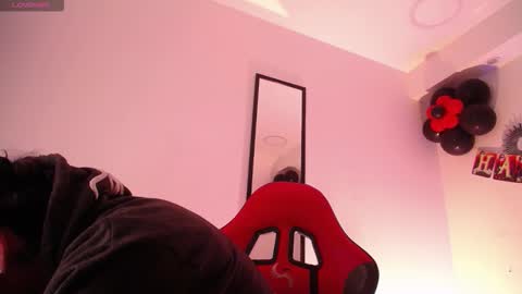 anhonymus online show from October 12, 2025, 3:49 am