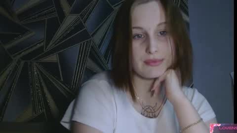 Snapshot of ani_eww chatting on February 11, 2026, 11:10 pm Anne online show from February 11, 2026, 11:10 pm