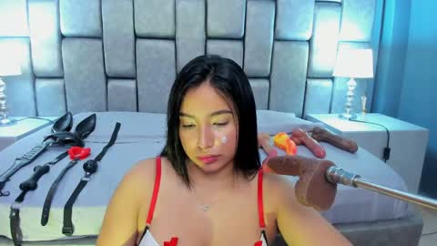 Snapshot of anievans_ chatting on June 8, 2026, 11:10 am Ani Time schedule 0600 - 1400 GMT -5 online show from June 8, 2026, 11:10 am