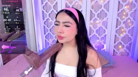 Snapshot of aniie_west chatting on February 9, 2025, 12:41 pm aniie_west online show from February 9, 2025, 12:41 pm