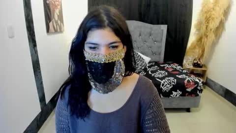 Snapshot of aniisaalii chatting on January 13, 2026, 12:10 pm Anissa online show from January 13, 2026, 12:10 pm