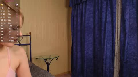 Alice online show from November 25, 2025, 3:56 pm