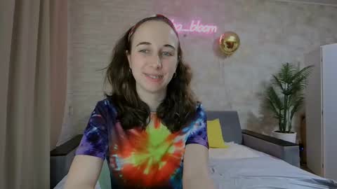 anikabloom online show from February 16, 2025, 11:48 pm