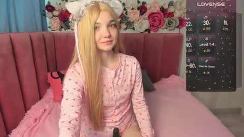 Alica online show from October 18, 2025, 2:36 am