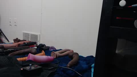 Snapshot of animergamergirl chatting on October 18, 2025, 2:03 am Twitter at animegamergrl. No vids for sale on Chaturbate. online show from October 18, 2025, 2:03 am