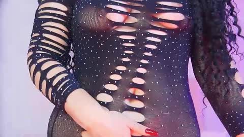 anissia teaser online show from November 8, 2025, 5:29 am