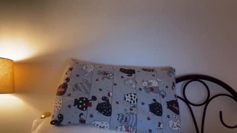 anita__hills online show from September 27, 2025, 3:00 am