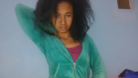 Snapshot of anitaazzh chatting on July 9, 2026, 2:37 am anitaazzh online show from July 9, 2026, 2:37 am