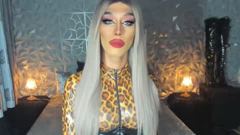 Snapshot of anitacruisze chatting on January 9, 2025, 11:34 pm Miss Ann online show from January 9, 2025, 11:34 pm