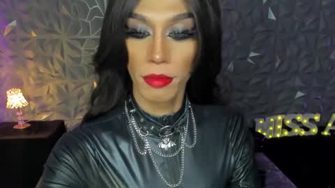 Snapshot of anitacruisze chatting on January 20, 2025, 6:10 am Miss Ann online show from January 20, 2025, 6:10 am