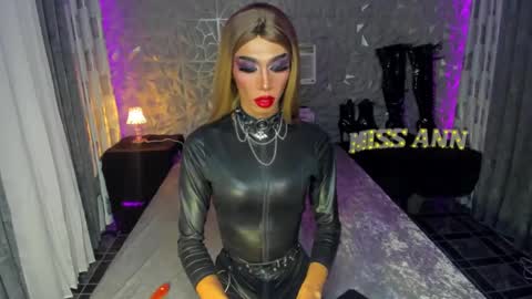 Snapshot of anitacruisze chatting on January 21, 2025, 12:46 am Miss Ann online show from January 21, 2025, 12:46 am