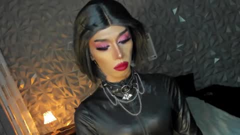 Snapshot of anitacruisze chatting on January 26, 2025, 11:18 pm Miss Ann online show from January 26, 2025, 11:18 pm