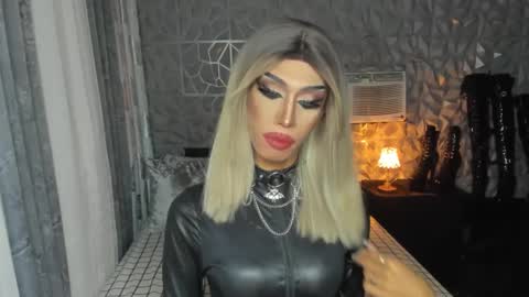 Snapshot of anitacruisze chatting on February 3, 2025, 2:58 am Miss Ann online show from February 3, 2025, 2:58 am