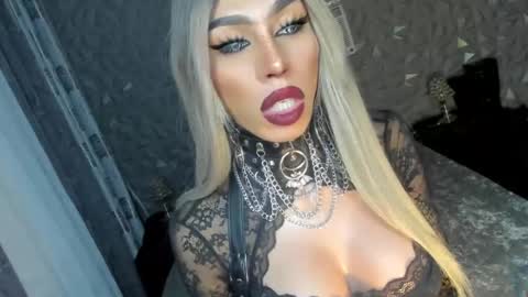 Snapshot of anitacruisze chatting on February 25, 2025, 7:36 pm Miss Ann online show from February 25, 2025, 7:36 pm