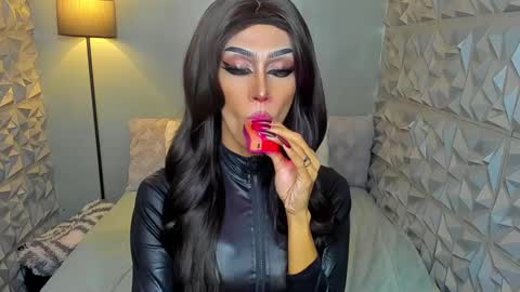 Snapshot of anitacruisze chatting on March 10, 2025, 4:49 am Miss Ann online show from March 10, 2025, 4:49 am