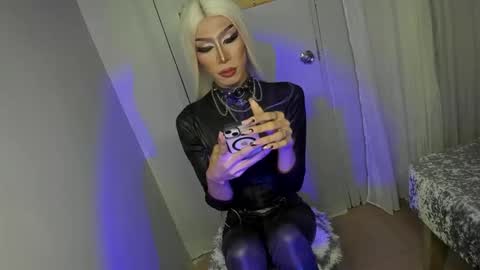 Snapshot of anitacruisze chatting on September 8, 2025, 9:14 pm Miss Ann online show from September 8, 2025, 9:14 pm