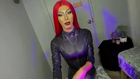 Snapshot of anitacruisze chatting on September 10, 2025, 7:03 pm Miss Ann online show from September 10, 2025, 7:03 pm