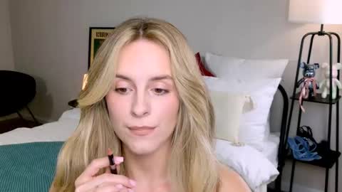 Anita online show from September 27, 2025, 1:27 pm