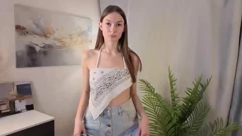 Snapshot of anitawindmeyer chatting on October 18, 2025, 4:30 pm Anita online show from October 18, 2025, 4:30 pm