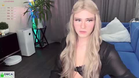 anjalin_sososok online show from November 21, 2025, 9:08 am